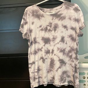 Victoria’s Secret PINK tie dye t-shirt. Size Large.